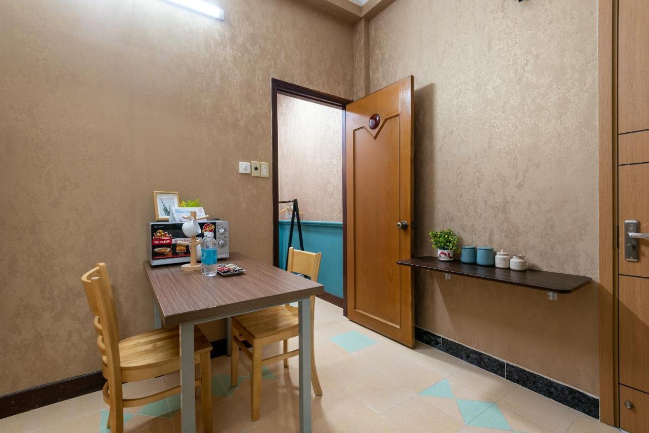 Cozrum Homes - Delightful Corner 2 Ho Chi Minh City Exterior photo